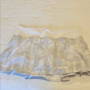 Lululemon White and Grey Skirt